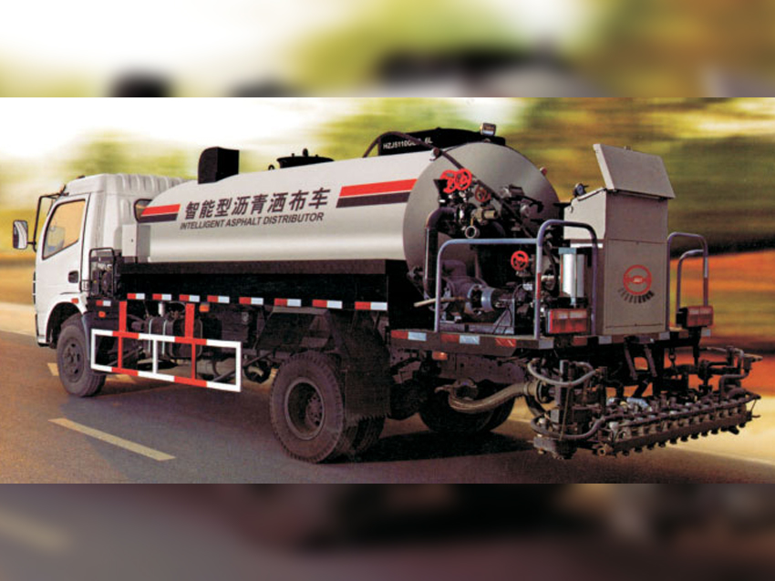 智能型沥青洒步车